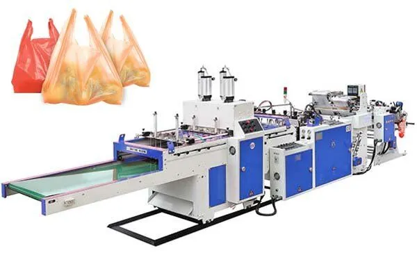 T-shirt bag making machine with sealing and cutting station